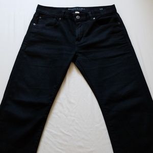 Banana Republic Slim Traveler Jean Black 30x32
